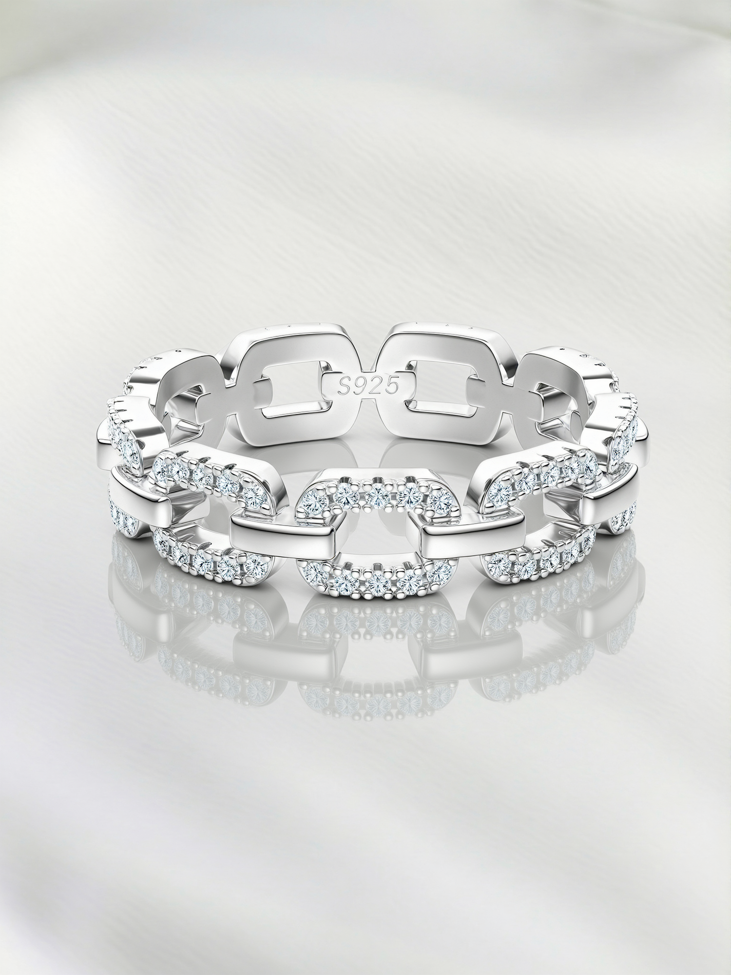 Cuban Chain Link Moissanite Ring