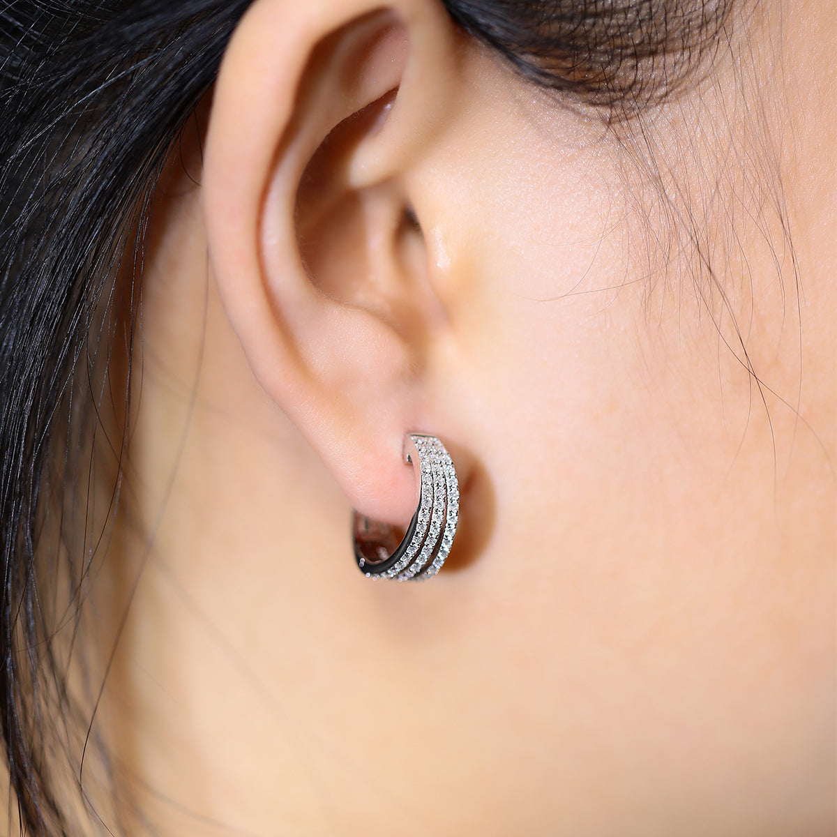 14K White Gold Plated terling Silver Triple Row Pavé Huggie Moissanite Hoop Earrings(0.9 Ct)